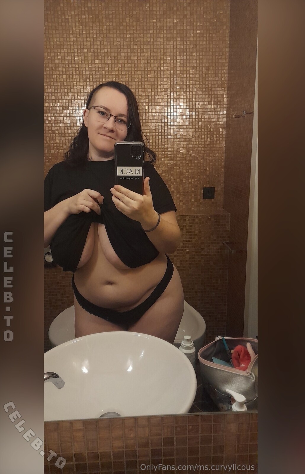 ms.curvylicous photo