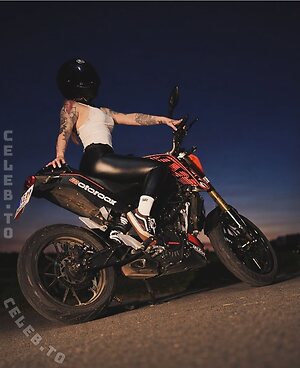 ms.lxura Nude Leaked Photo #2