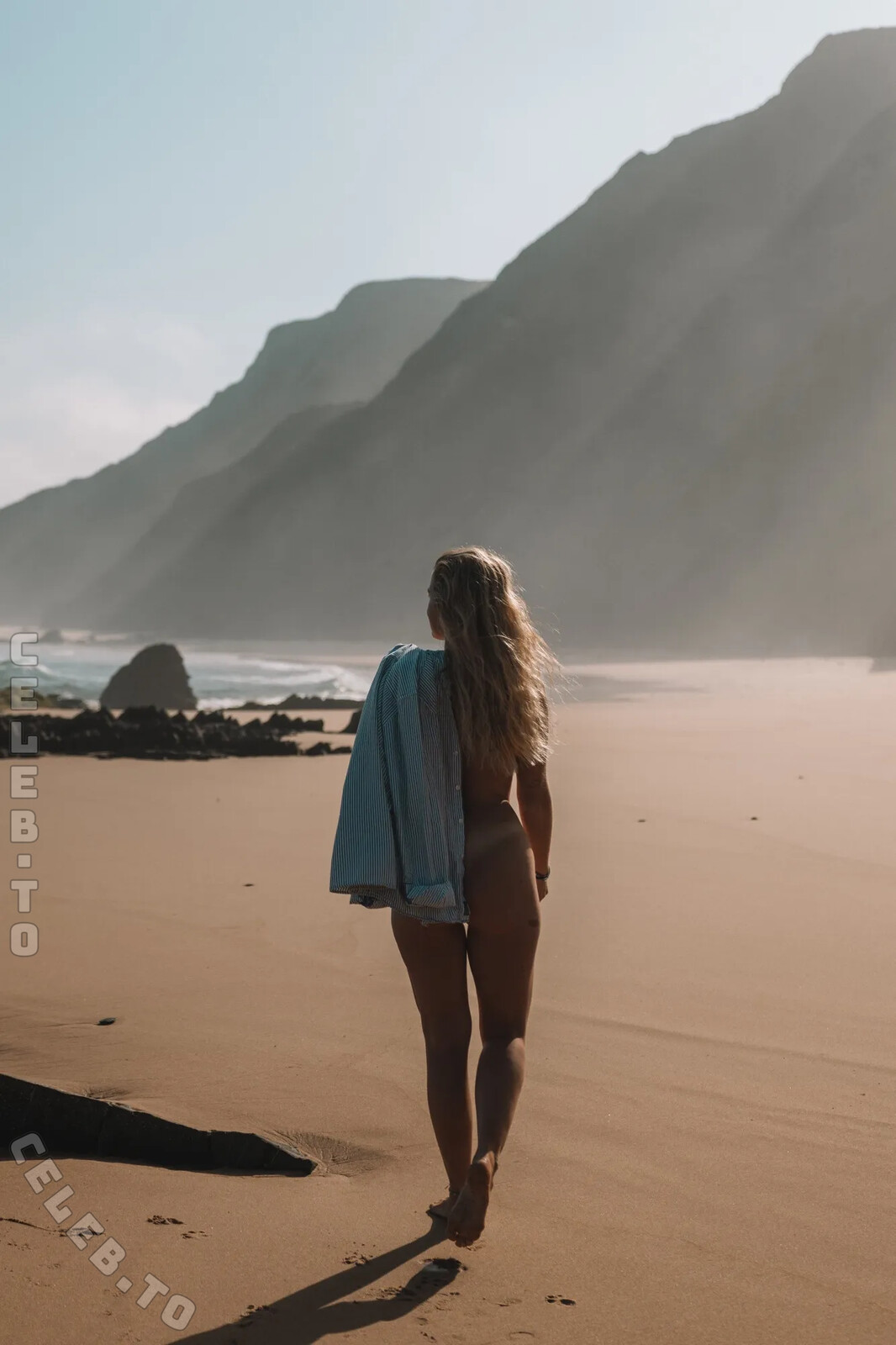 mspeachysophie photo