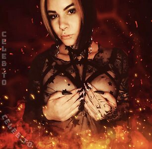 ms.picolinaa Nude Photos