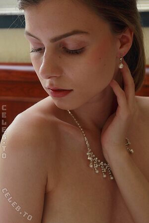 Muriel Melinda Nude Leaked Photo #13