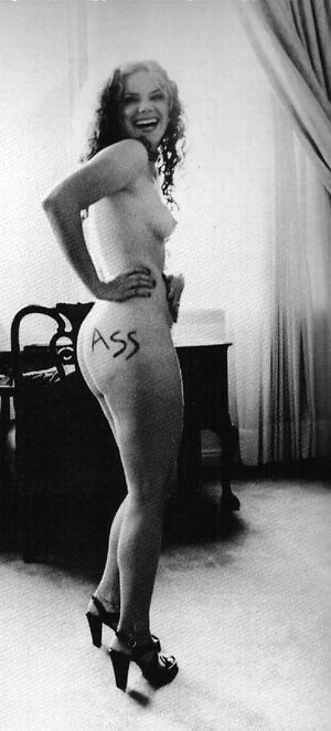 Music stars born 1945 Nude Leaked Photo #5