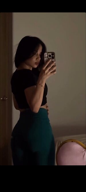 Muskan Karia leaked photo #99