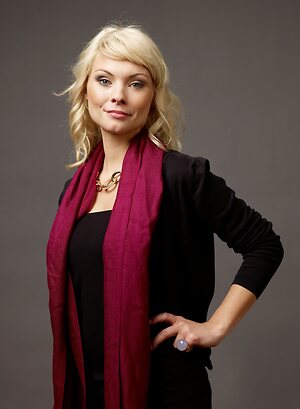 Myanna Buring