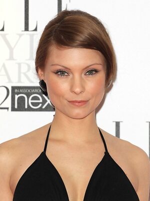 Myanna Buring