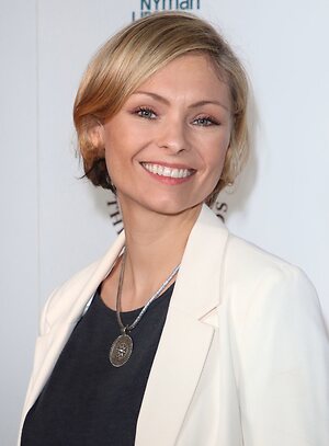Myanna Buring