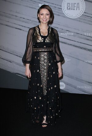 Myanna Buring