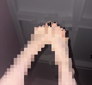 n0mbiez leaked photo #2