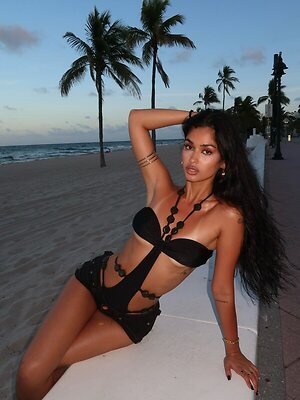 Naaz Torbati leaked photo #6