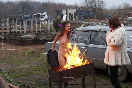 Nackt in Russland photo