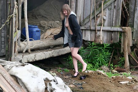 Nackt in Russland photo