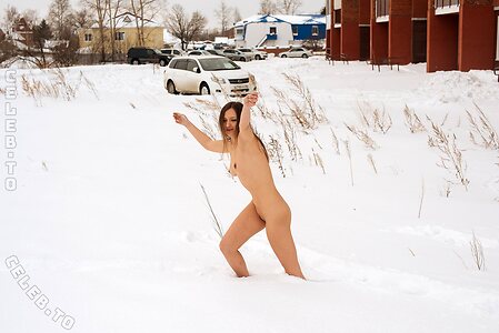 Nackt in Russland photo