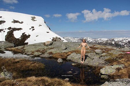 Nackt in Russland photo