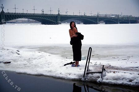 Nackt in Russland photo