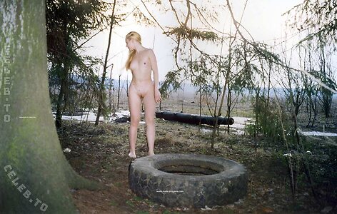 Nackt in Russland photo