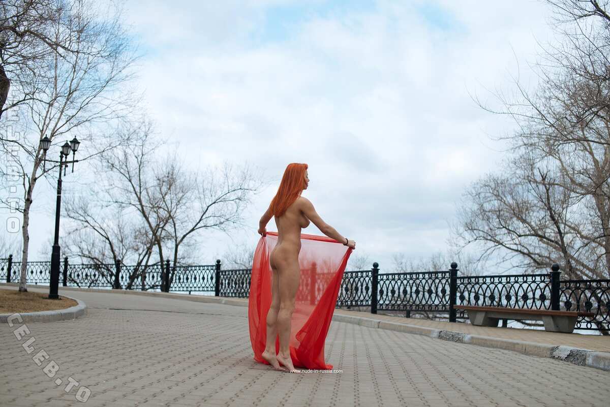 Nackt in Russland photo