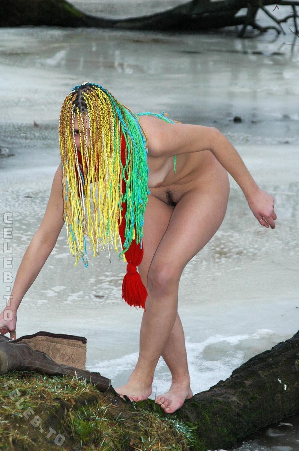 Nackt in Russland photo