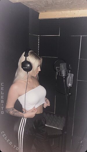 Nadia Offenbach leaked photo #65