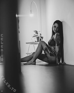 Nadinaamina leaked photo #5