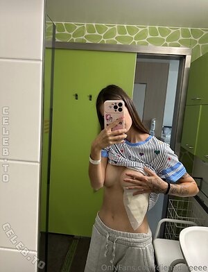 Nadine Fuchs leaked photo #5