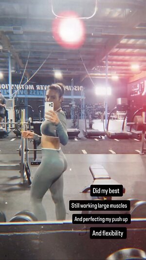 Nadine Velazquez leaked photo #37
