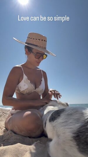 Nadine Velazquez leaked photo #128