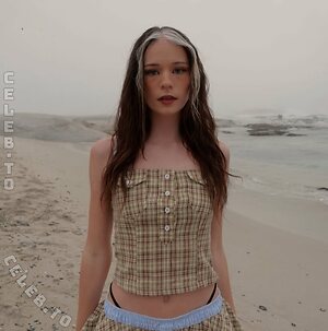 nadinebreaty Nude Leaked Photo #7