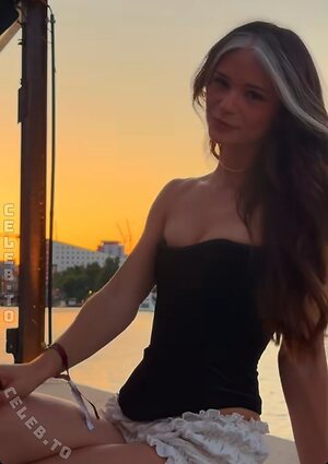 nadinebreaty photo
