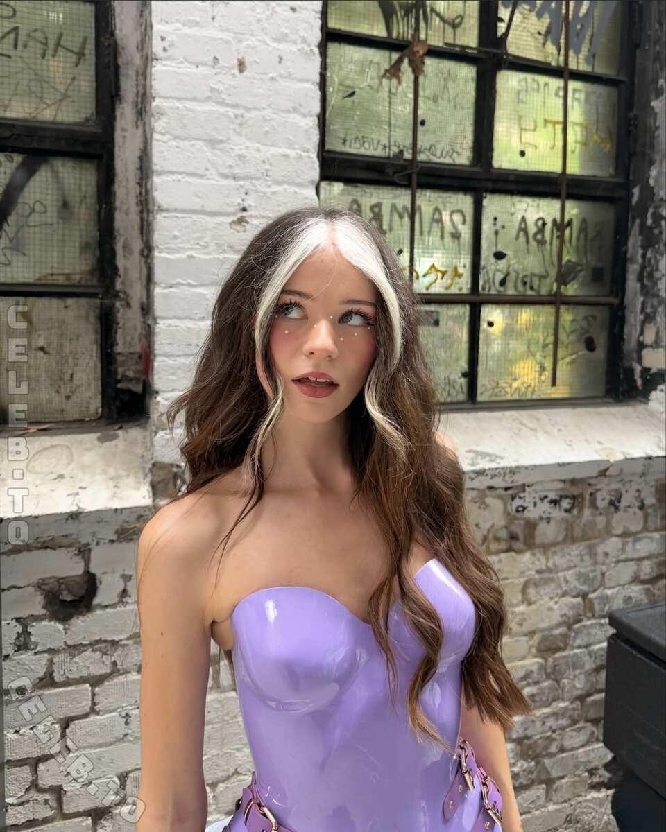 nadinebreaty photo