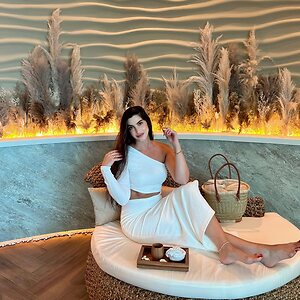 Nadine.w.Elias leaked photo #56