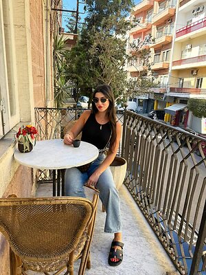 Nadine.w.Elias leaked photo #109