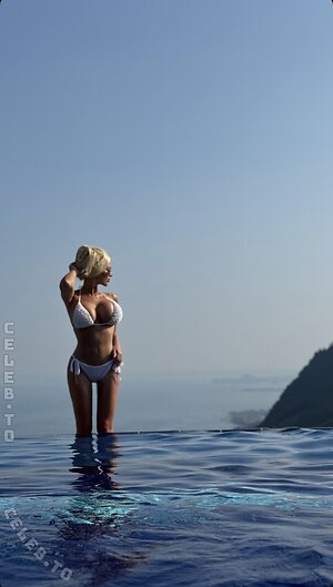 Nadja.thr Nude Leaked Photo #6