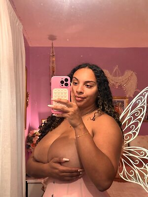 naiyah_rosen33