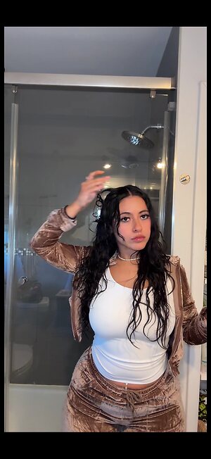 @_Nana.bvbyy leaked photo #2
