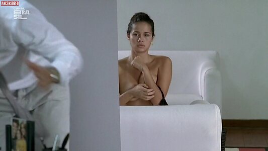 Nanda Costa leaked photo #18