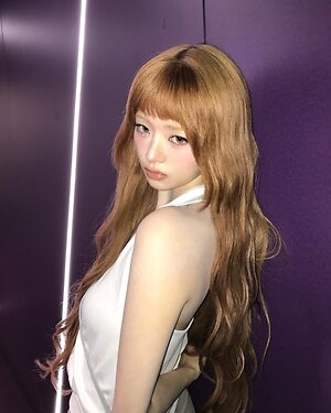 Naoi Rei leaked photo #5