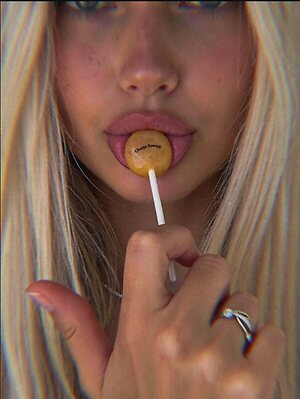 Naomi Aiello leaked photo #37