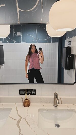 nastasja.spsk leaked photo #4