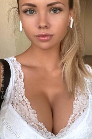 Nata Lee photo