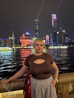 Natali Tihomirova photo