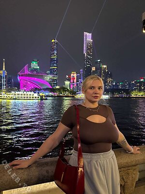 Natali Tihomirova photo