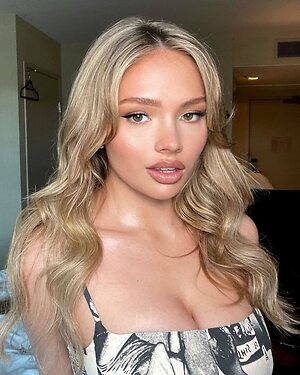Natalie Alyn Lind leaked photo #100