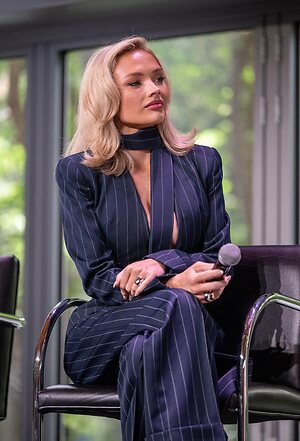 Natalie Alyn Lind leaked photo #118