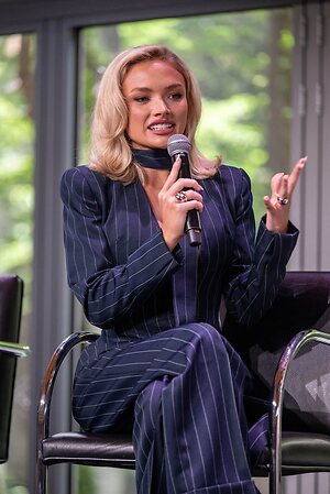 Natalie Alyn Lind leaked photo #122