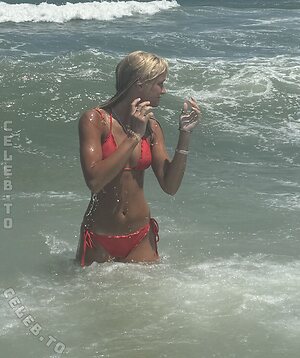 Natalie Grace Nude Leaked Photo #17