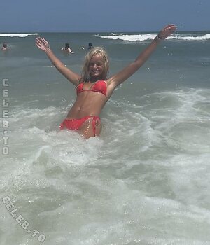 Natalie Grace Nude Leaked Photo #18