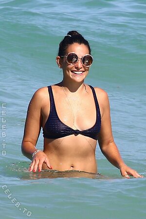 Natalie Martinez photo