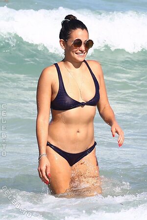 Natalie Martinez photo