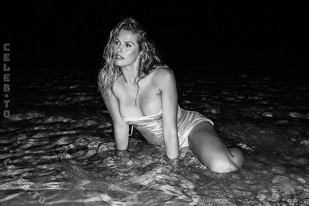 Natalie Roser Nude Leaked Photo #85