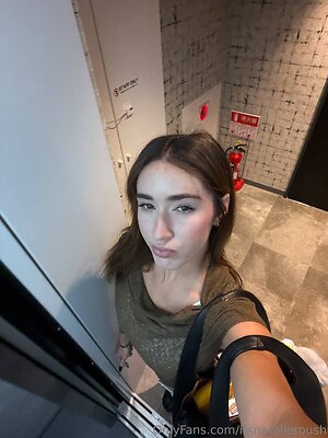 Natalie Roush leaked photo #1270